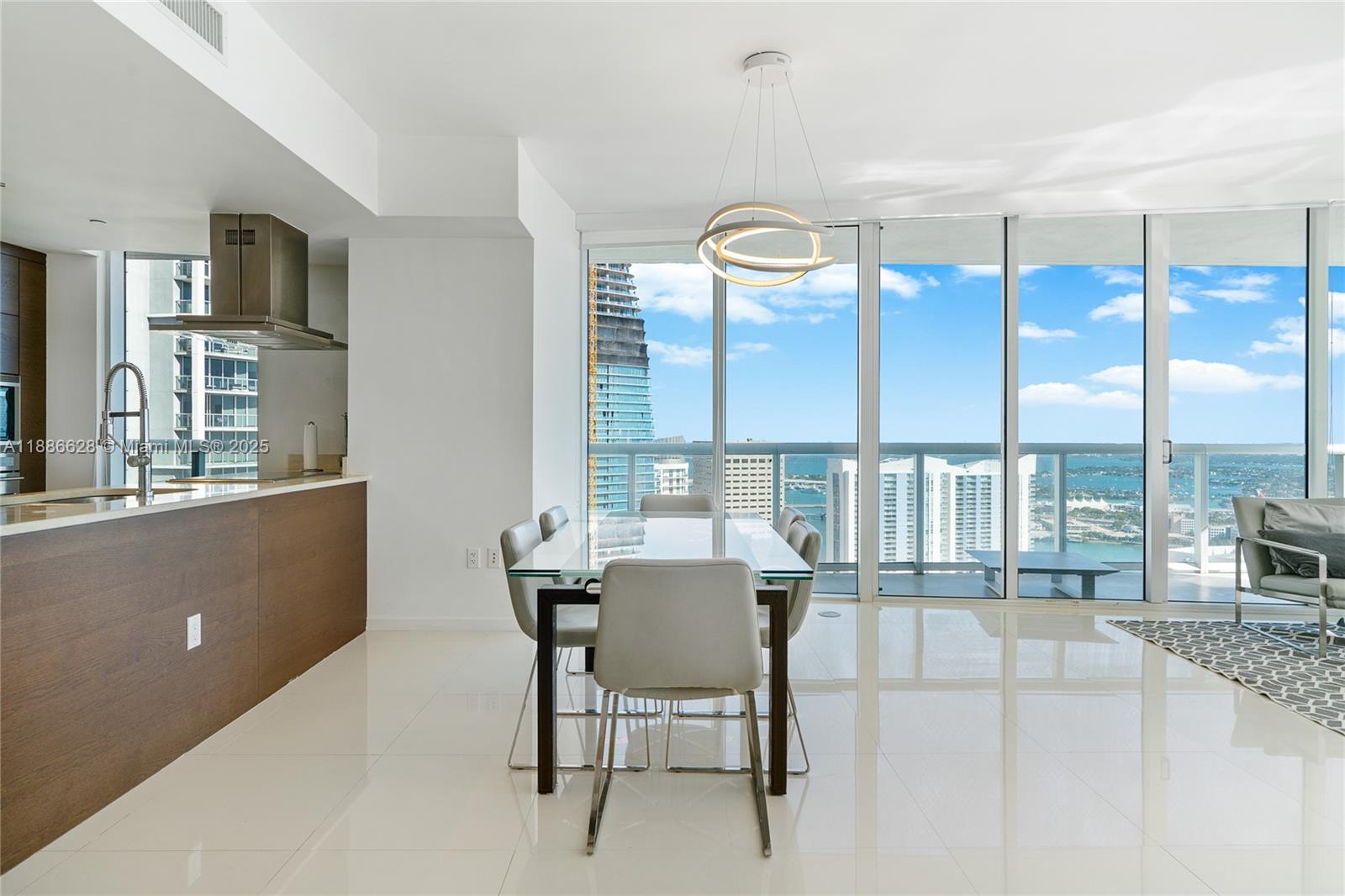 495 Brickell Ave # 4802
