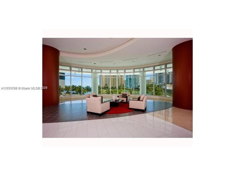 300 SOUTH BISCAYNE BLVD # 3209