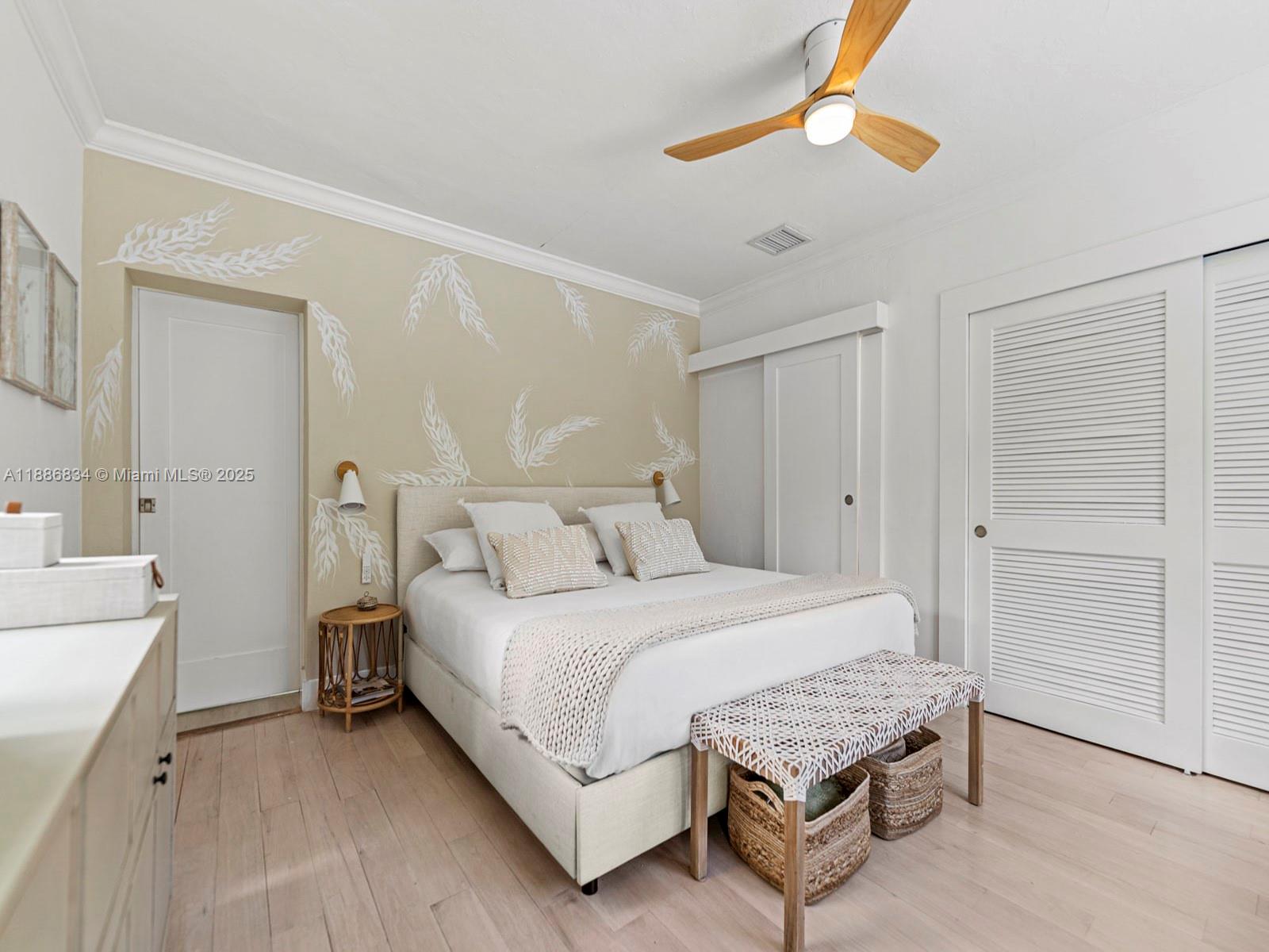 1339 S Venetian Way, Miami