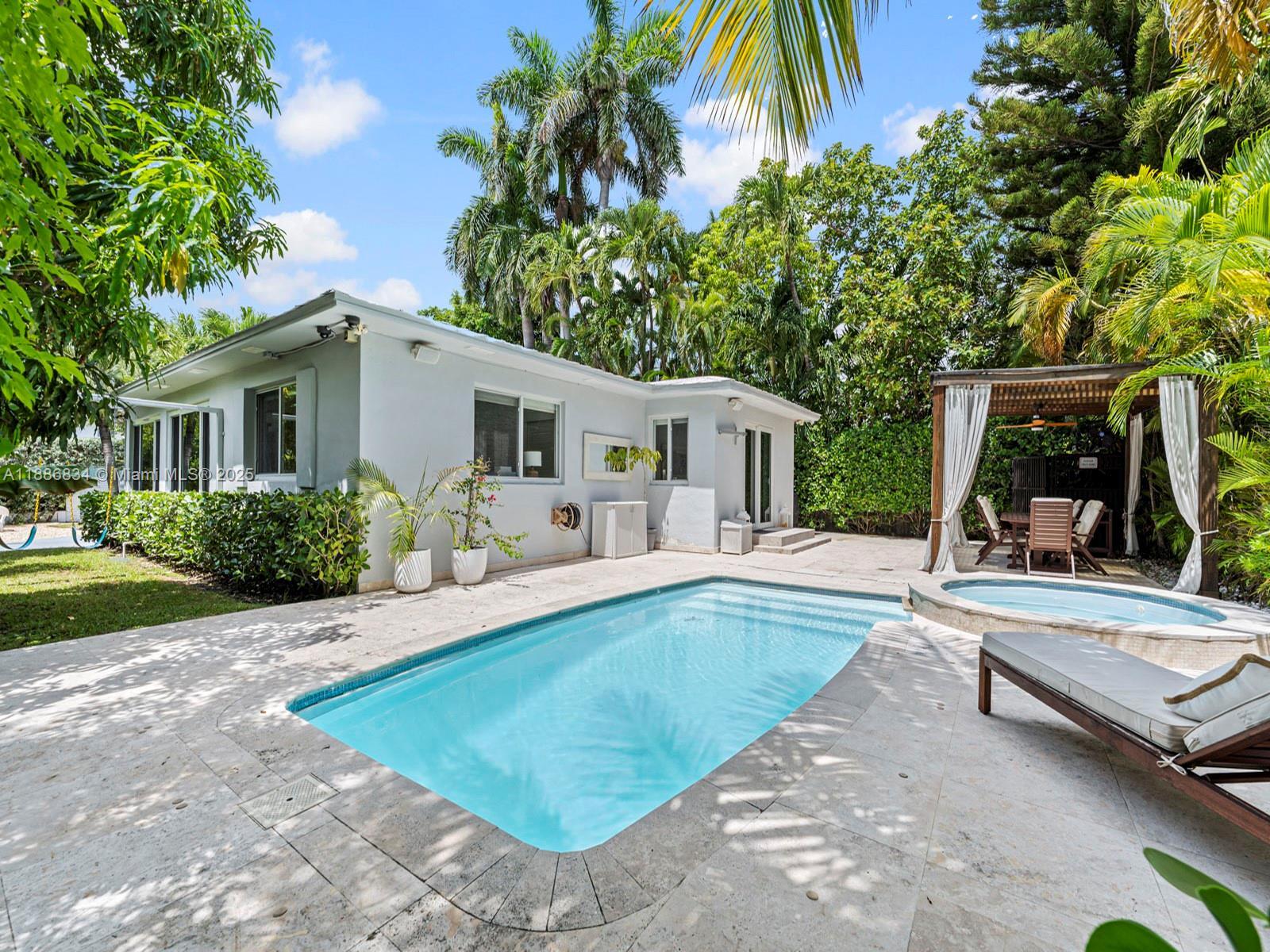 1339 S Venetian Way, Miami