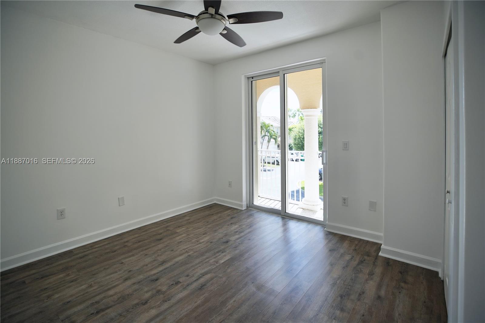 10181 NW 32nd Ter