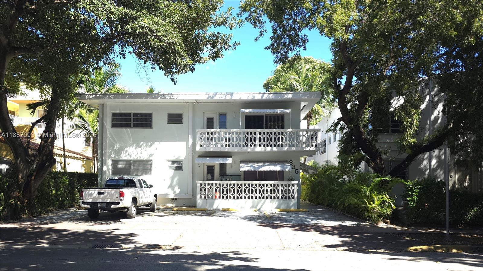 835 Meridian Ave # 4