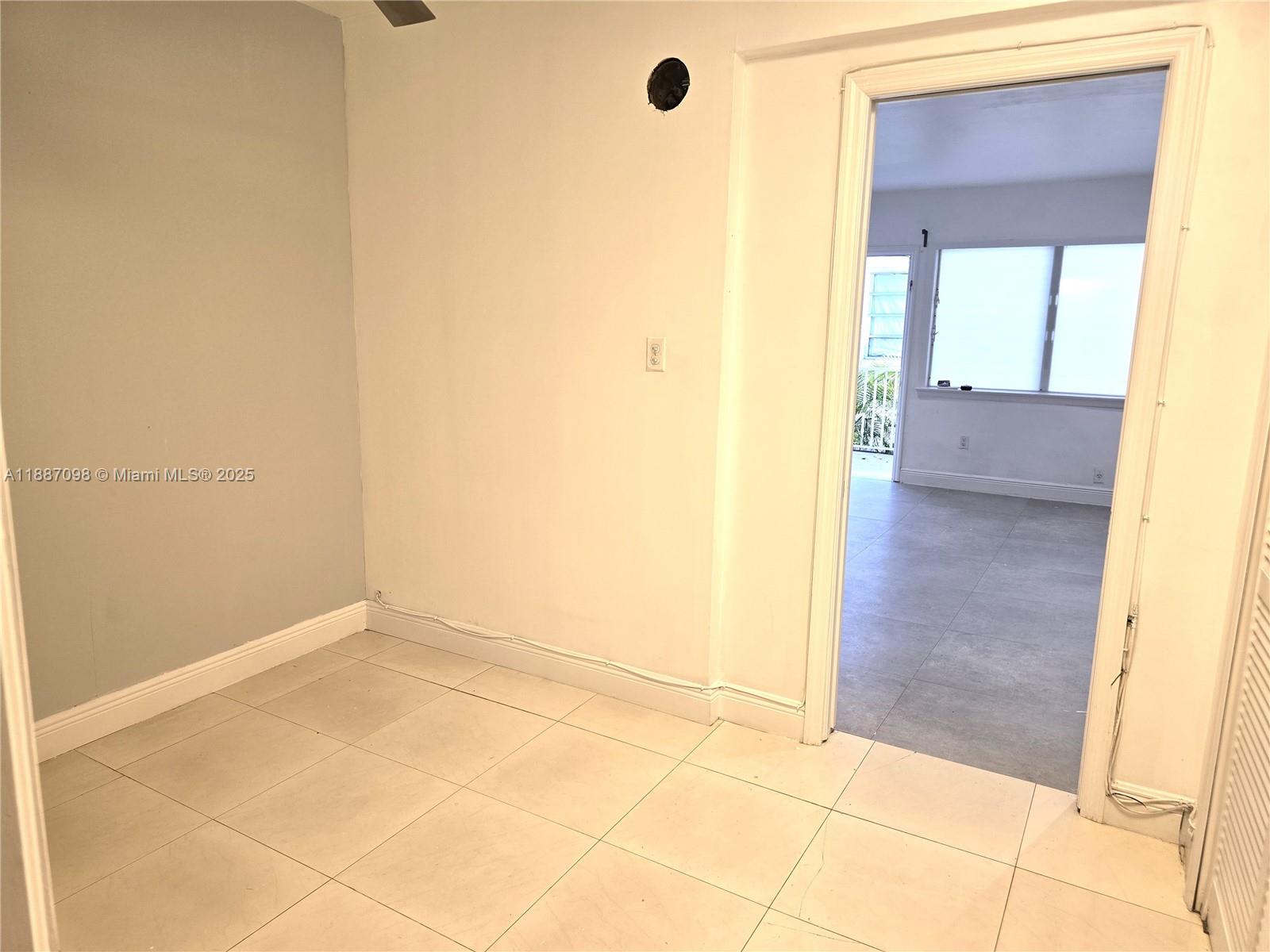 835 Meridian Ave # 4