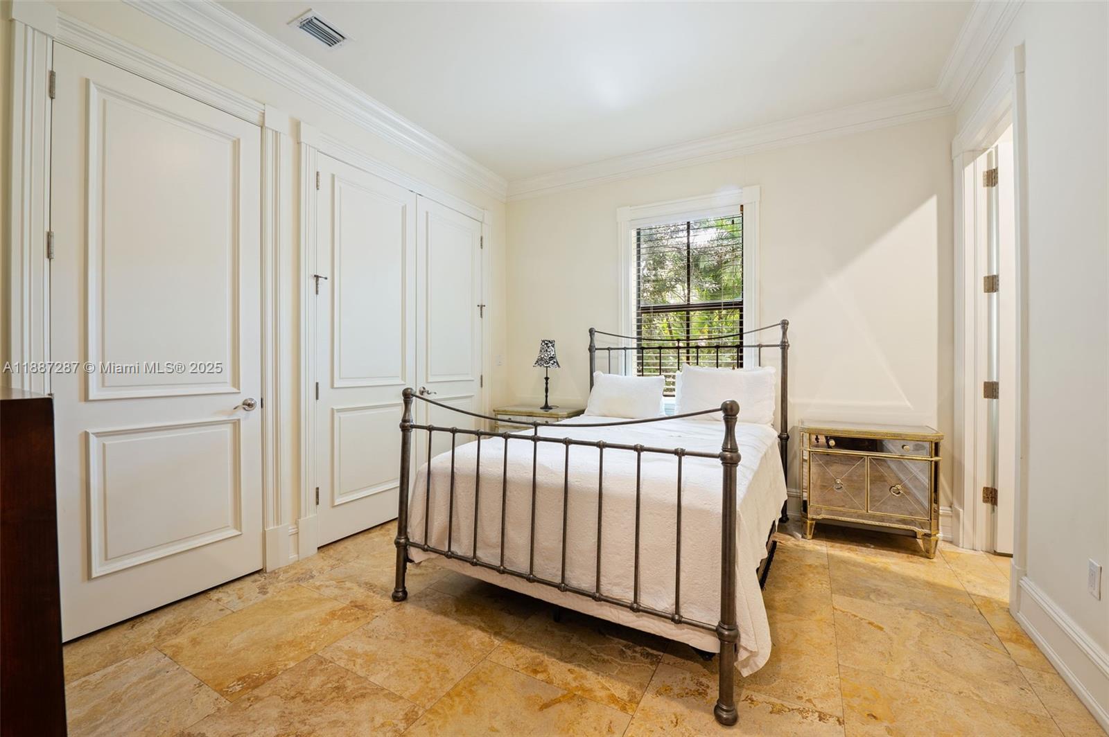9601 SW 60 CT