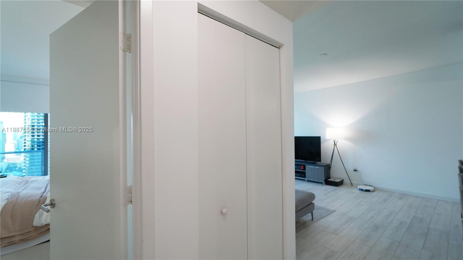 1100 S Miami Ave Unit: 2909