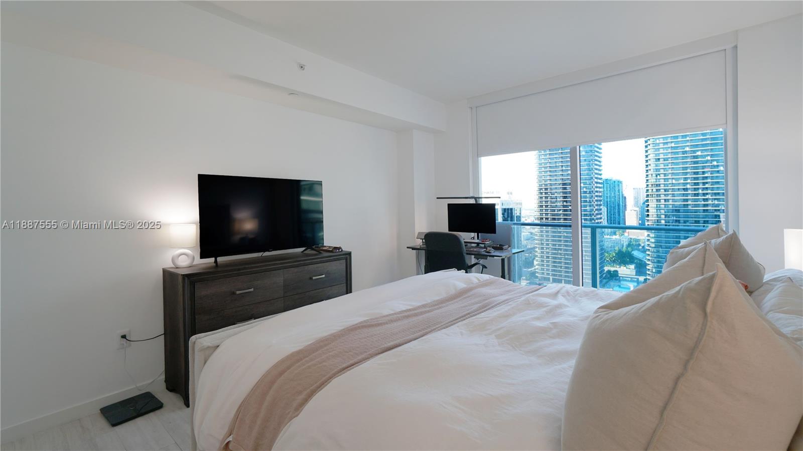 1100 S Miami Ave Unit: 2909