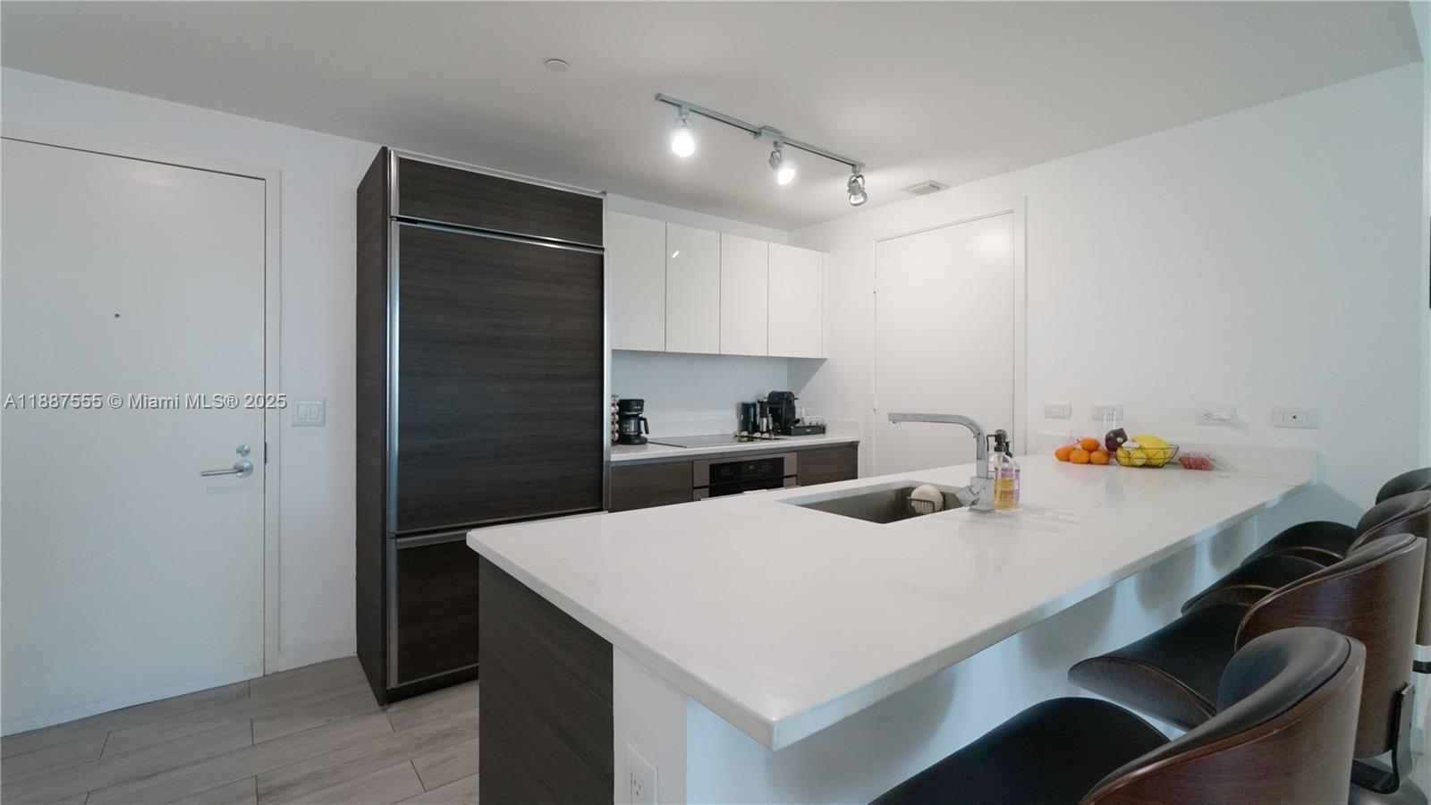 1100 S Miami Ave Unit: 2909