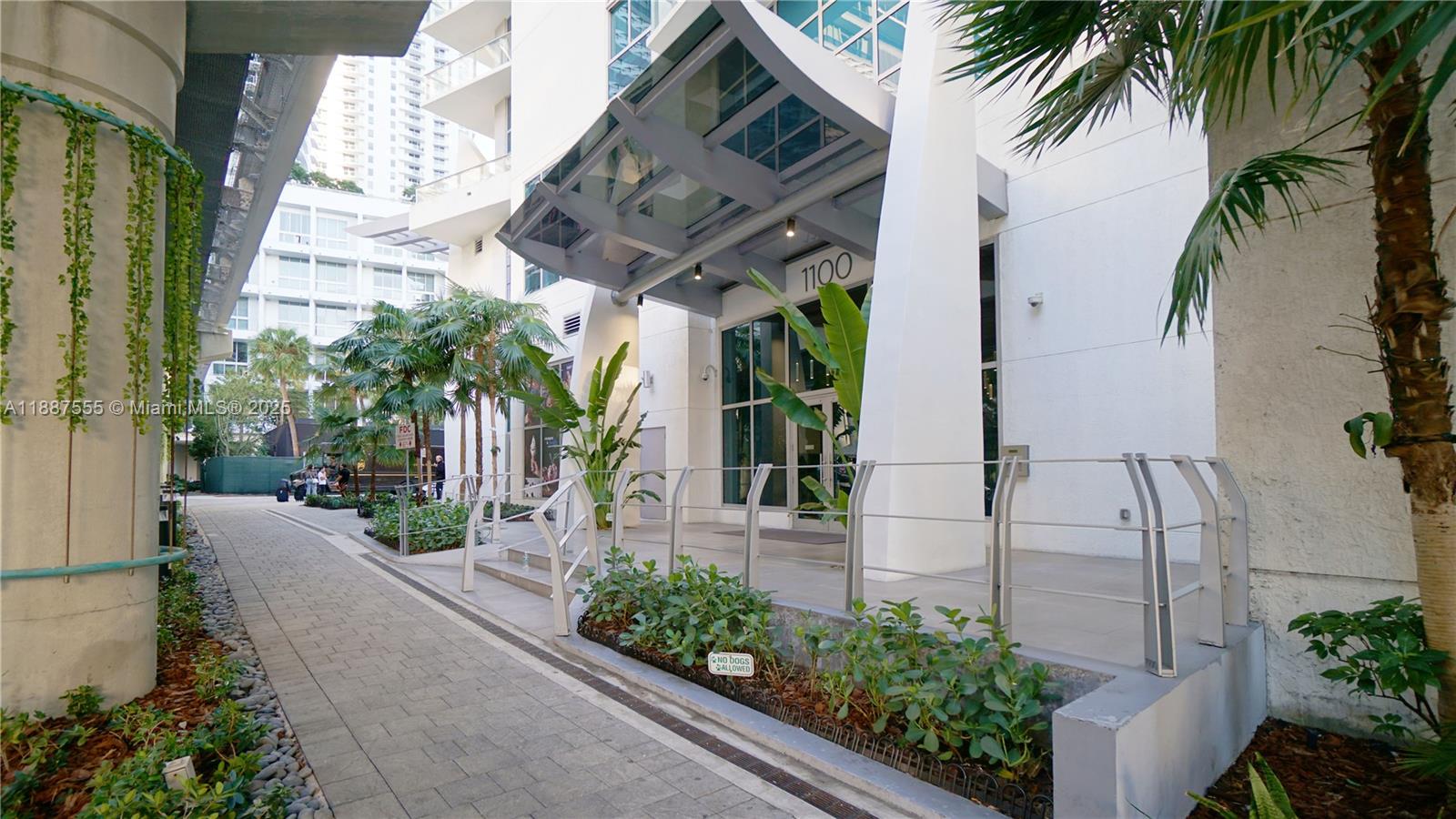 1100 S Miami Ave Unit: 2909