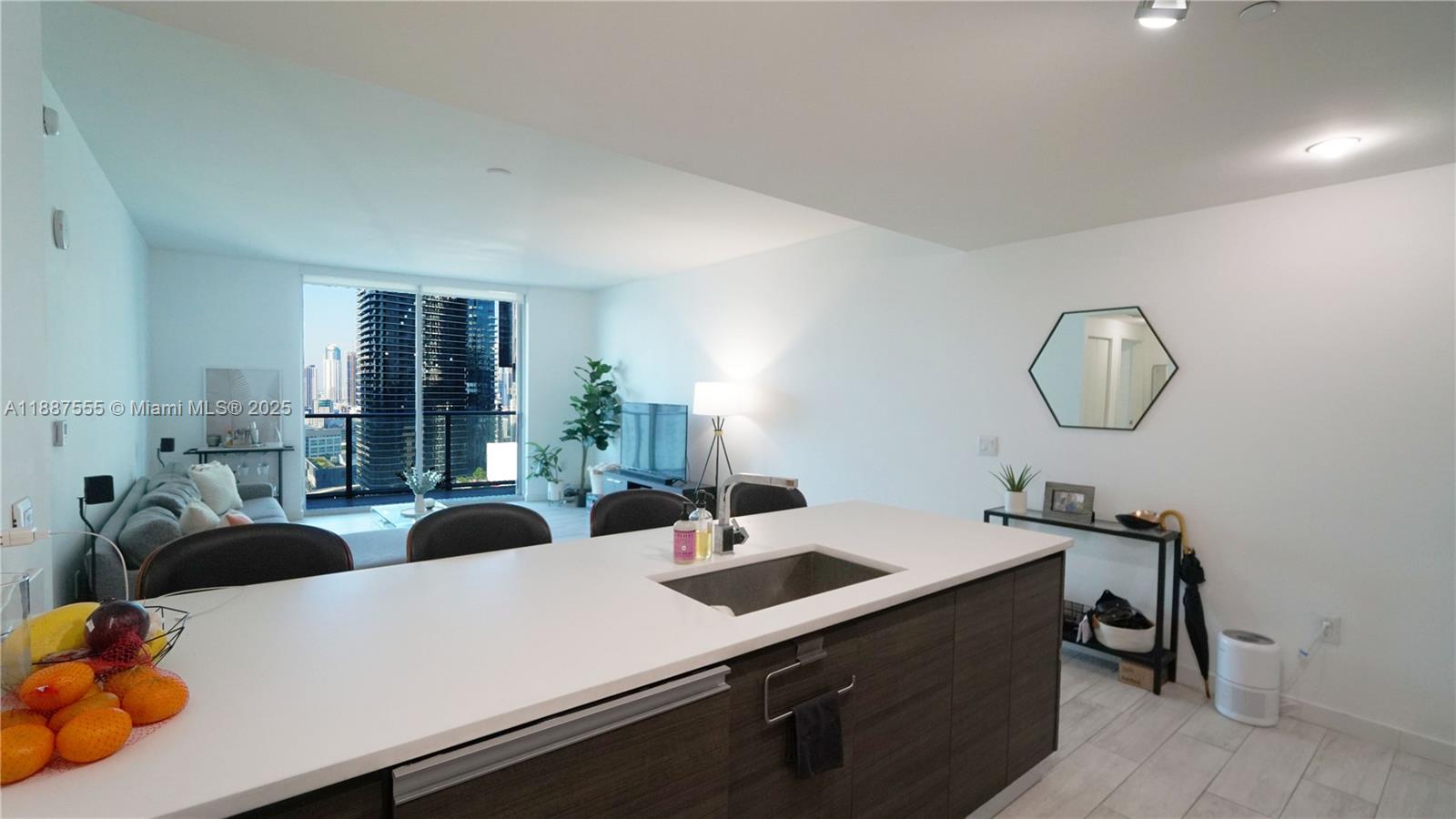 1100 S Miami Ave Unit: 2909
