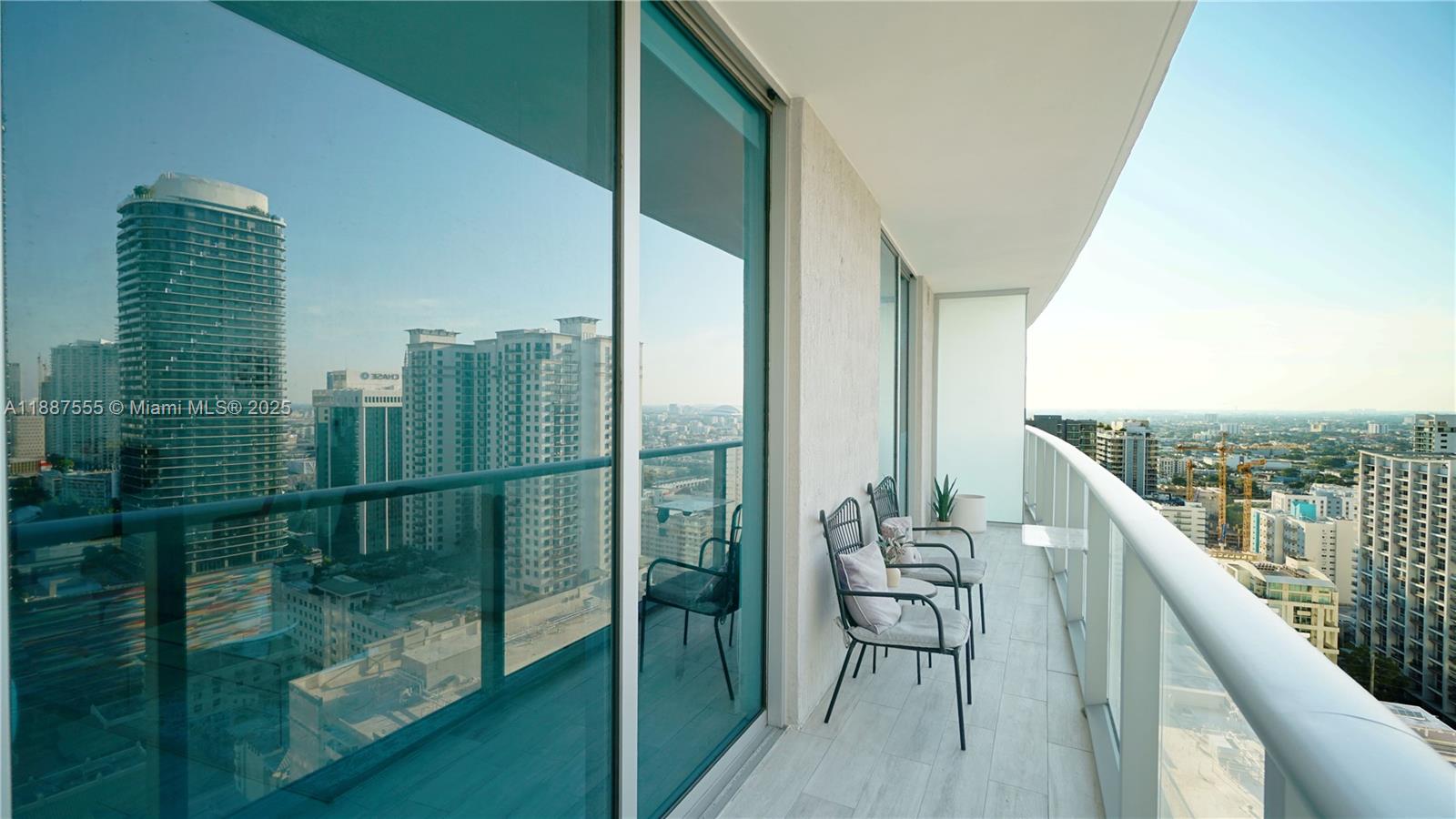 1100 S Miami Ave Unit: 2909