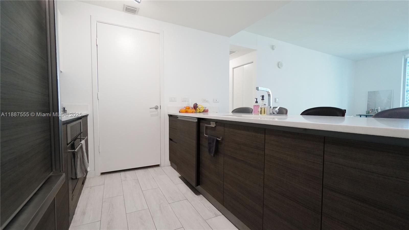 1100 S Miami Ave Unit: 2909