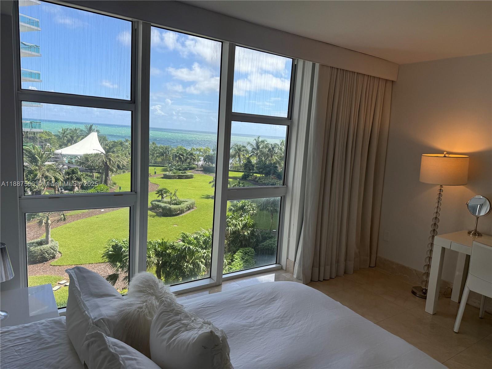 10275 Collins Ave # 533