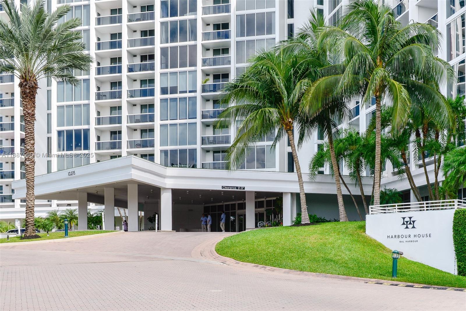 10275 Collins Ave # 533