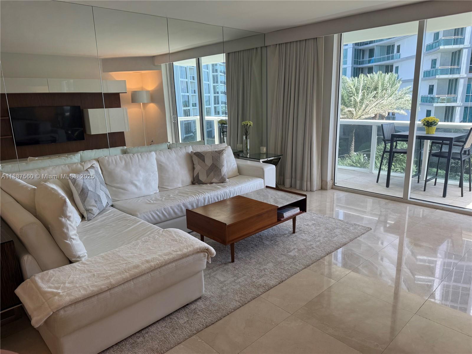 10275 Collins Ave # 533