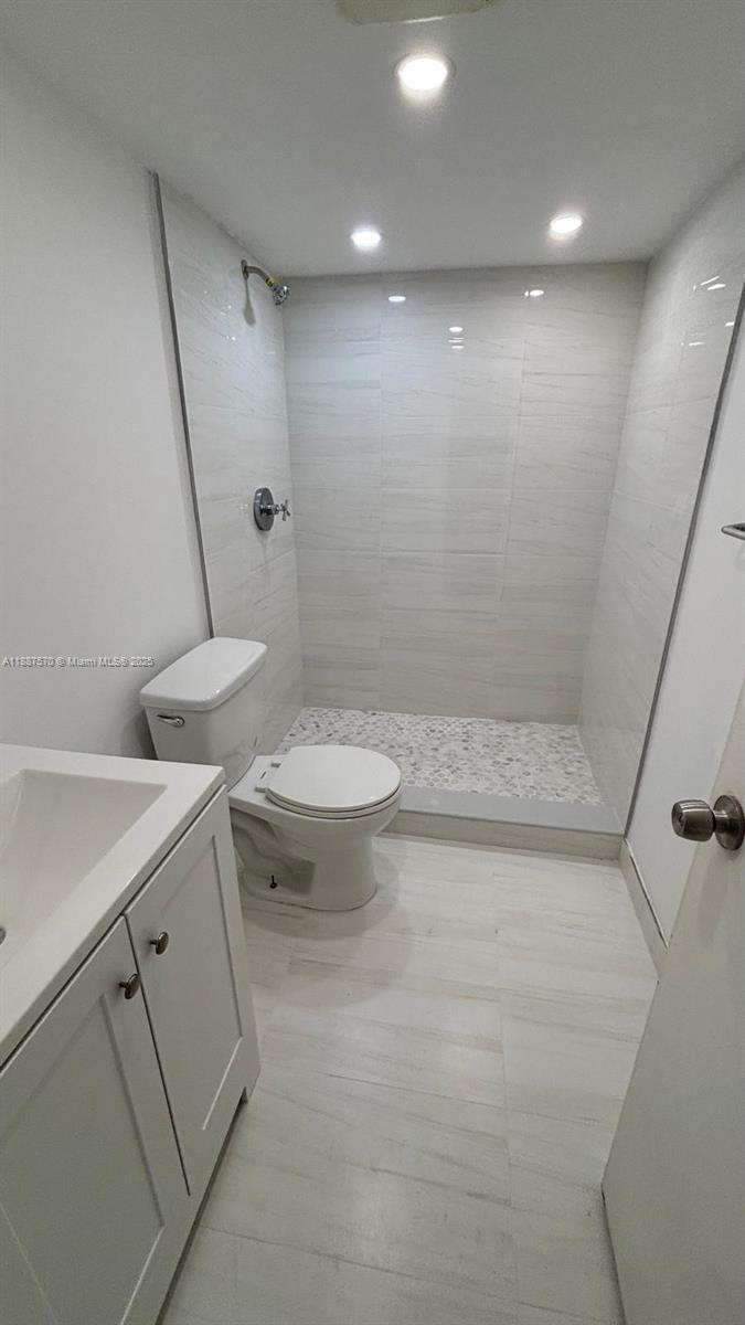 1913 S Ocean Dr # 115