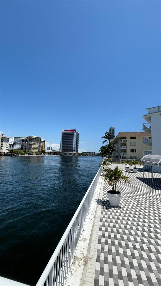 1913 S Ocean Dr # 115