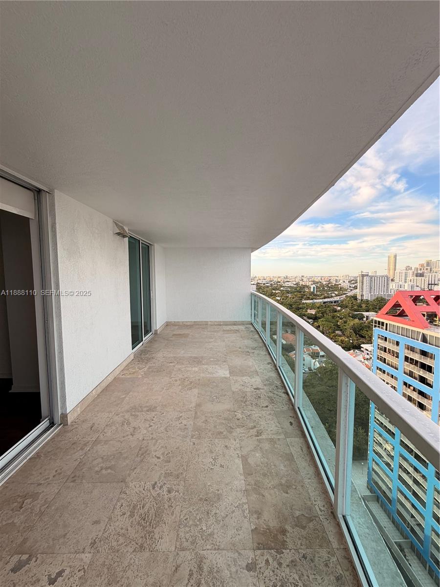 2101 Brickell Ave # 2104