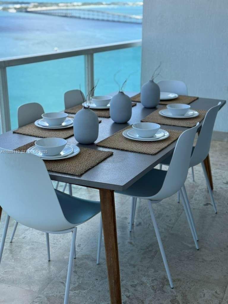 2101 Brickell Ave # 2104