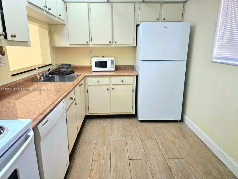 8415 SW 107th Ave # 204W