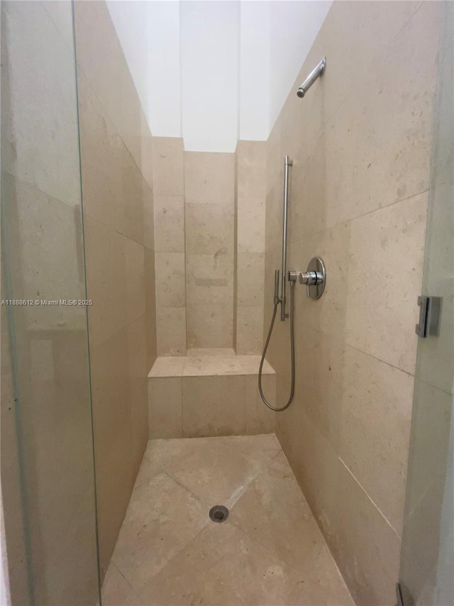 495 Brickell Ave # 4106