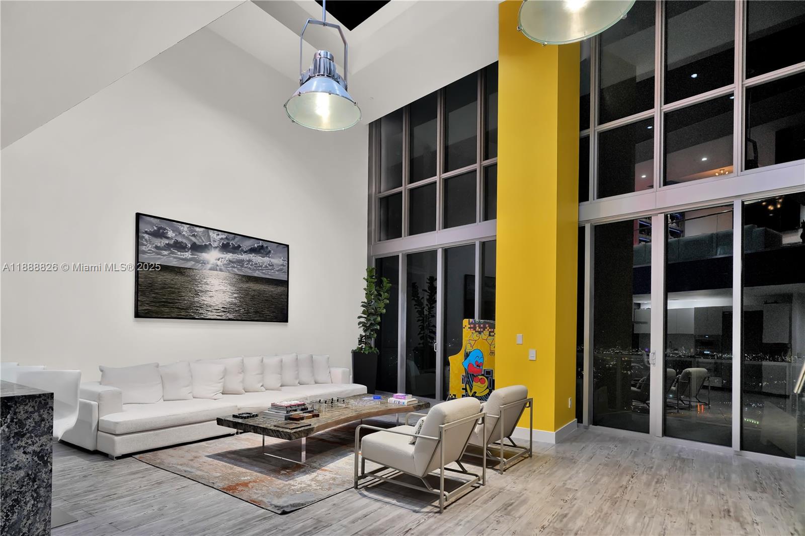 1100 Biscayne Blvd Unit: PH6302