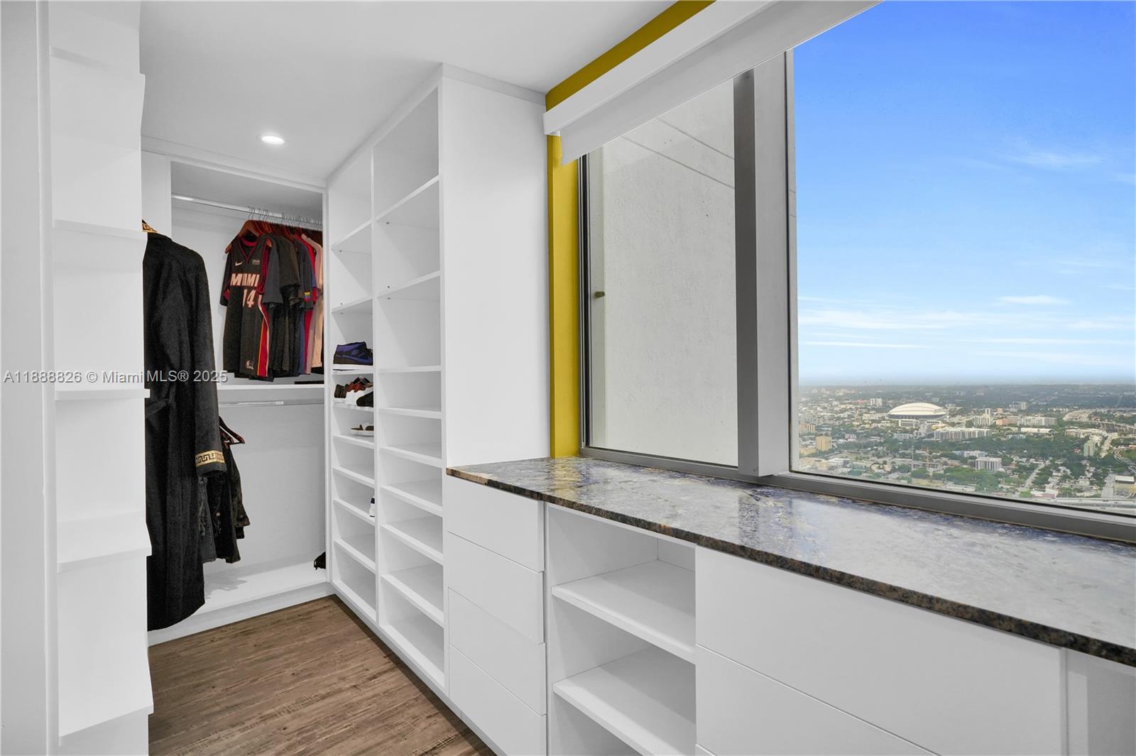 1100 Biscayne Blvd Unit: PH6302
