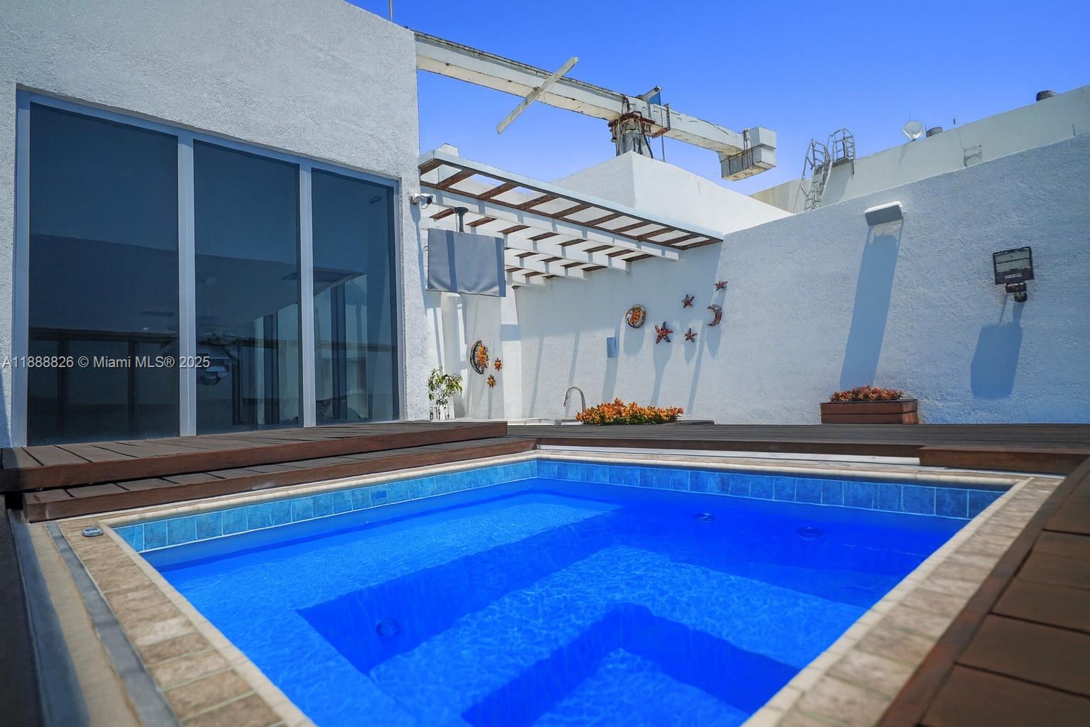 1100 Biscayne Blvd Unit: PH6302