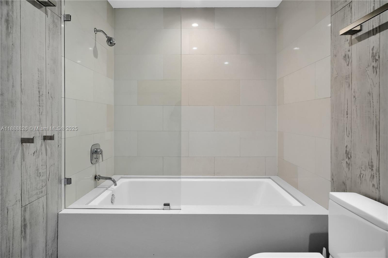 1100 Biscayne Blvd Unit: PH6302