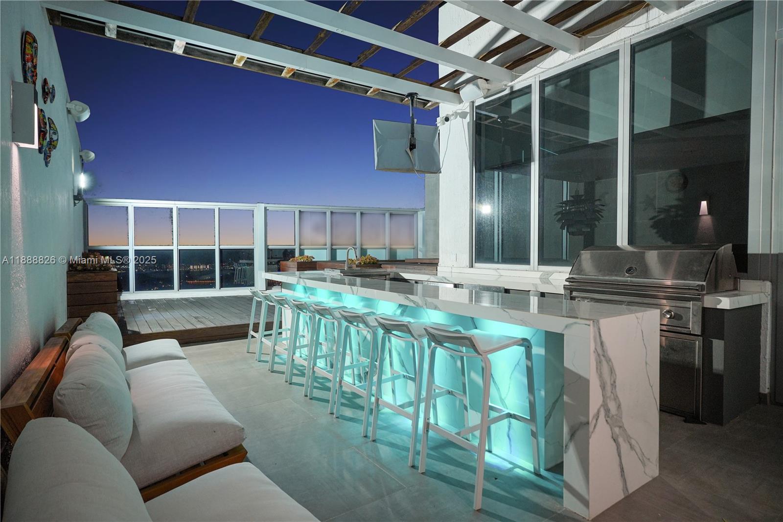 1100 Biscayne Blvd Unit: PH6302