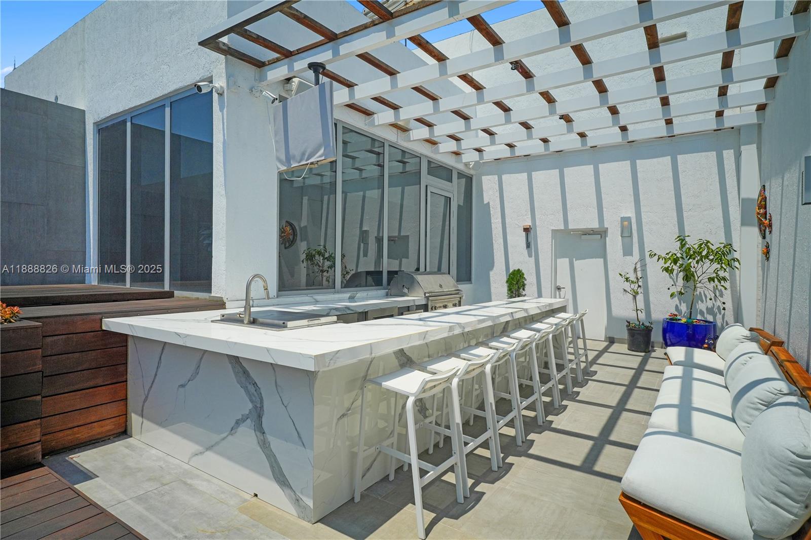 1100 Biscayne Blvd Unit: PH6302