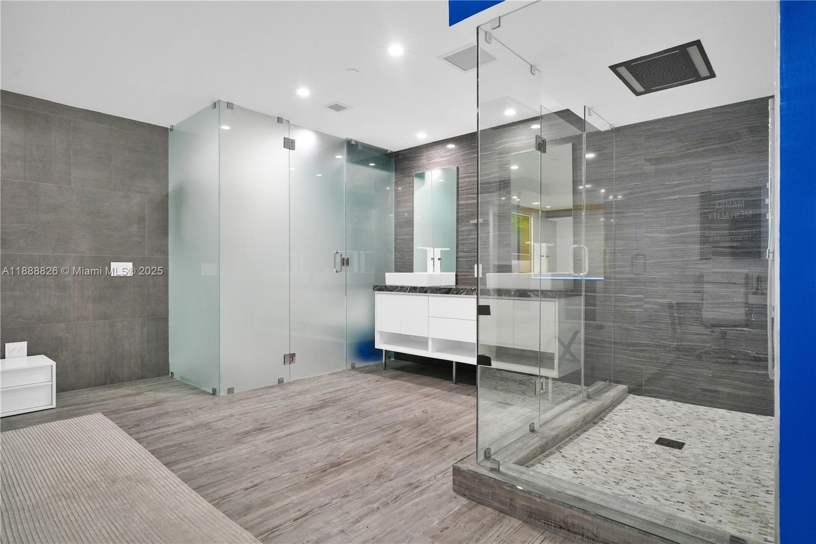 1100 Biscayne Blvd Unit: PH6302