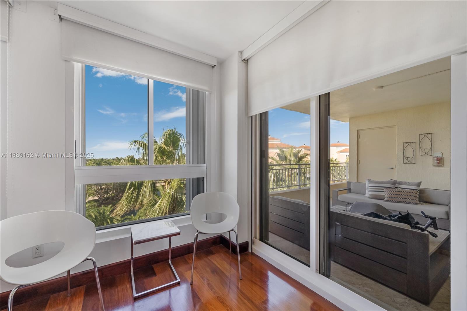 765 Crandon Blvd # 12 Unit: PH-12
