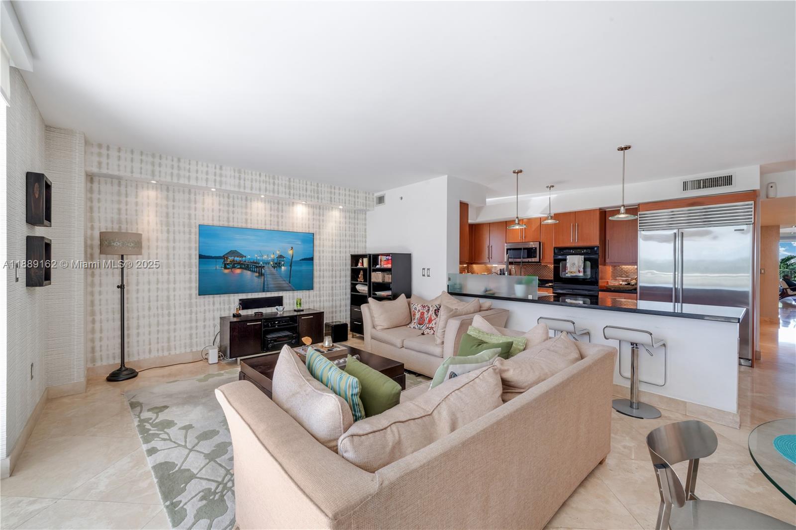 765 Crandon Blvd # 12 Unit: PH-12
