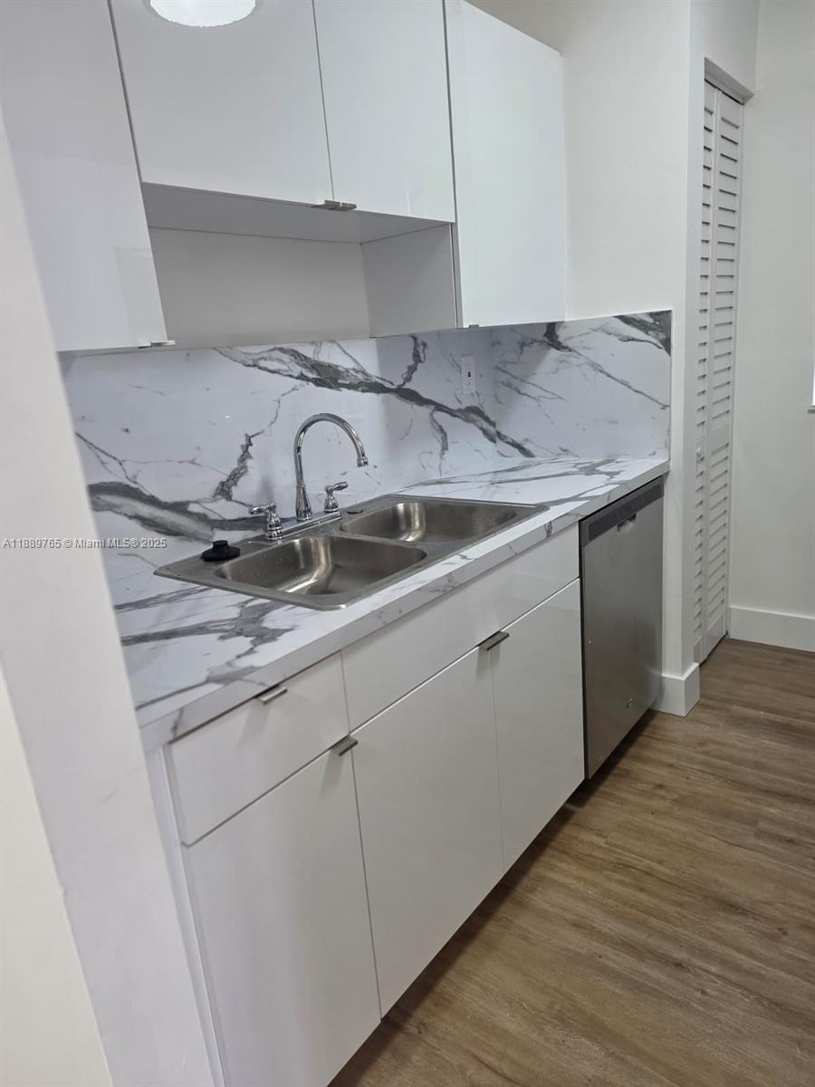 15600 SW 80th St # 201 Unit: L-201