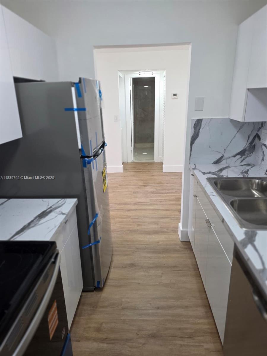 15600 SW 80th St # 201 Unit: L-201