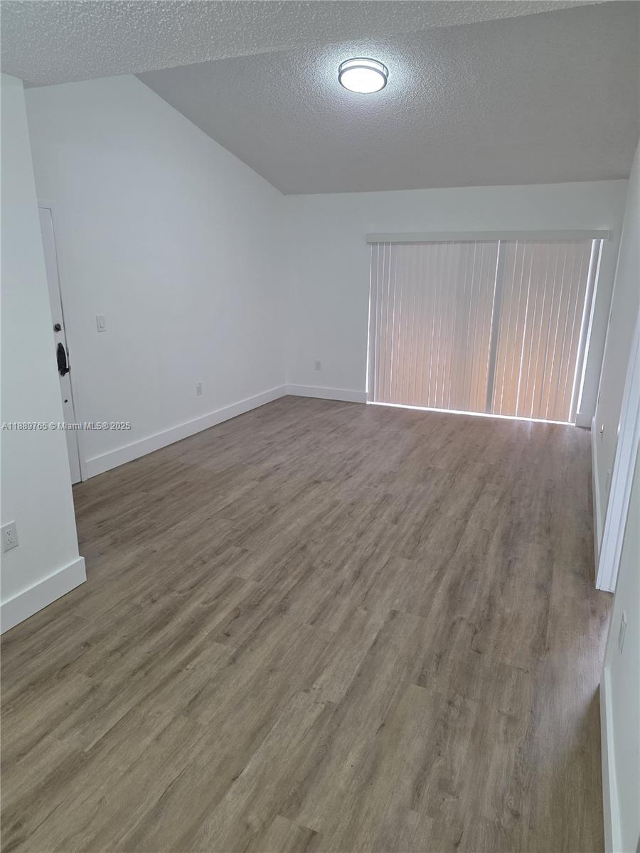 15600 SW 80th St # 201 Unit: L-201