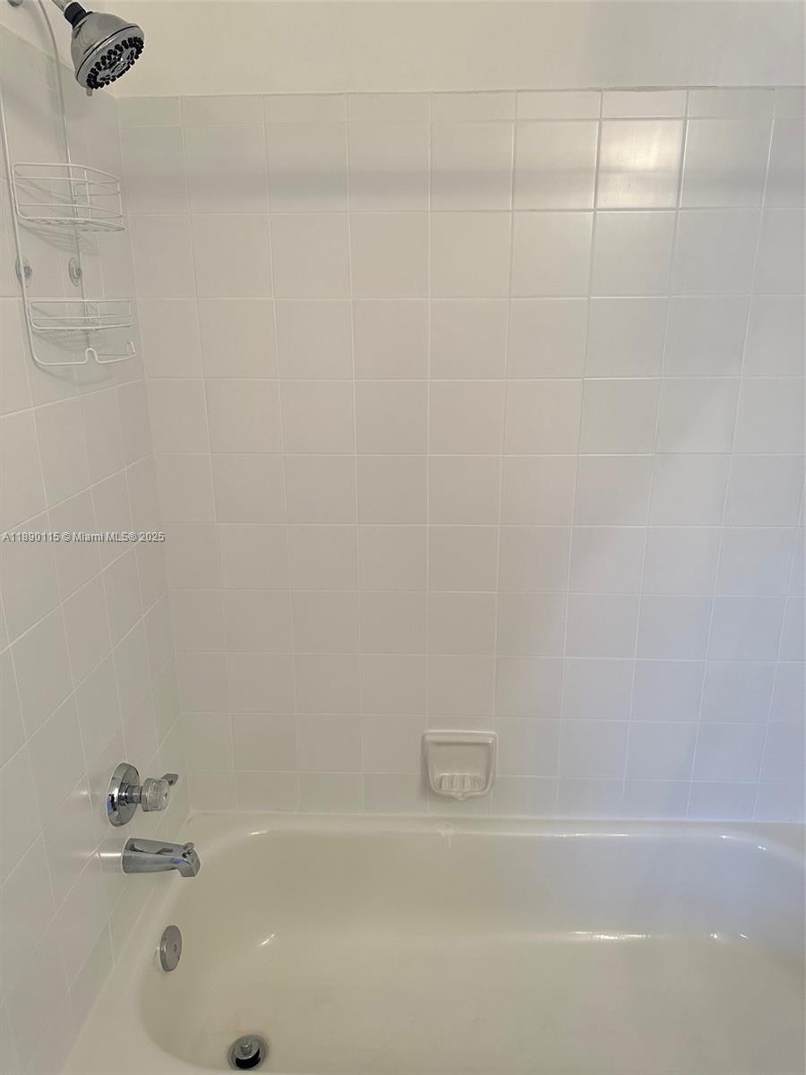 1001 Sorrento Dr # 1001
