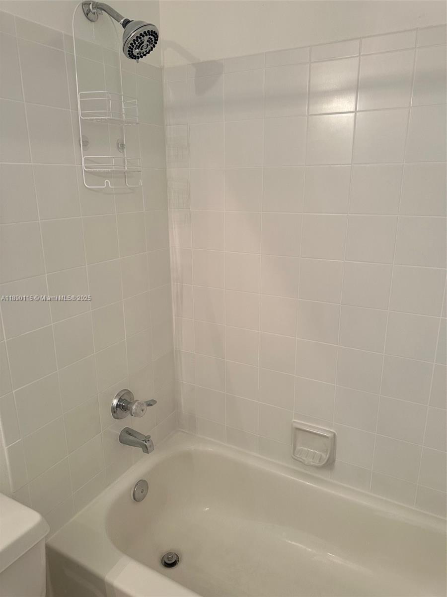 1001 Sorrento Dr # 1001