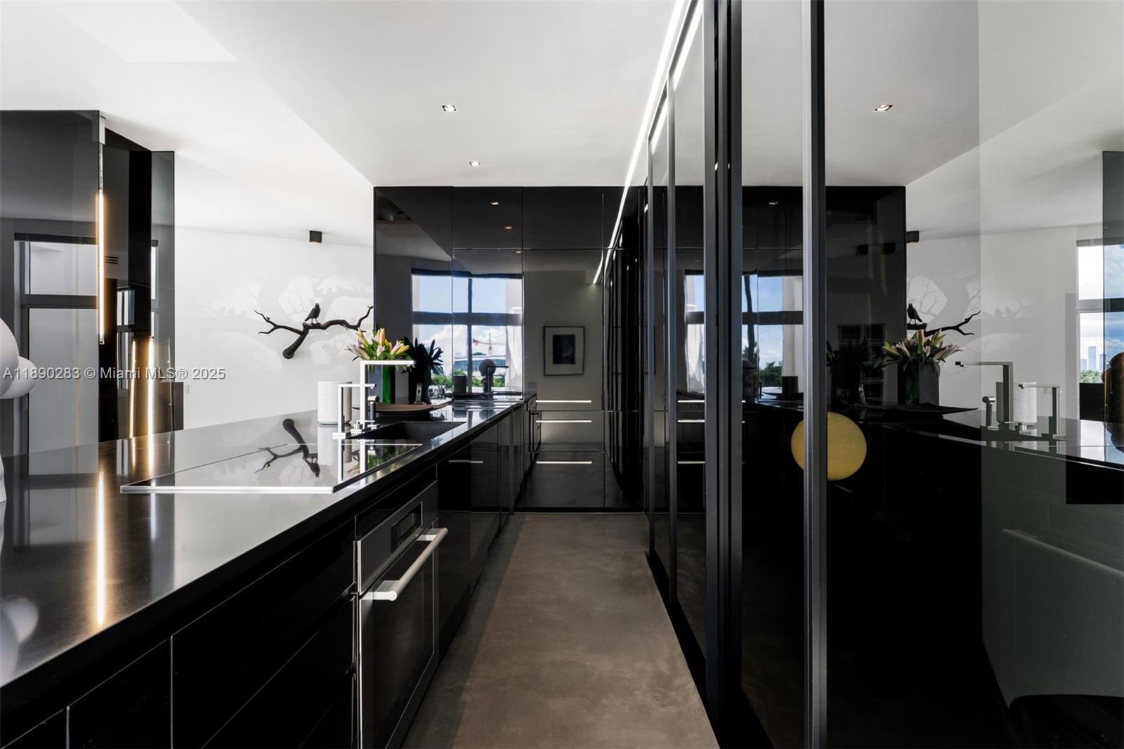 2001 Meridian Ave # 01, Miami Beach Unit: PH-01