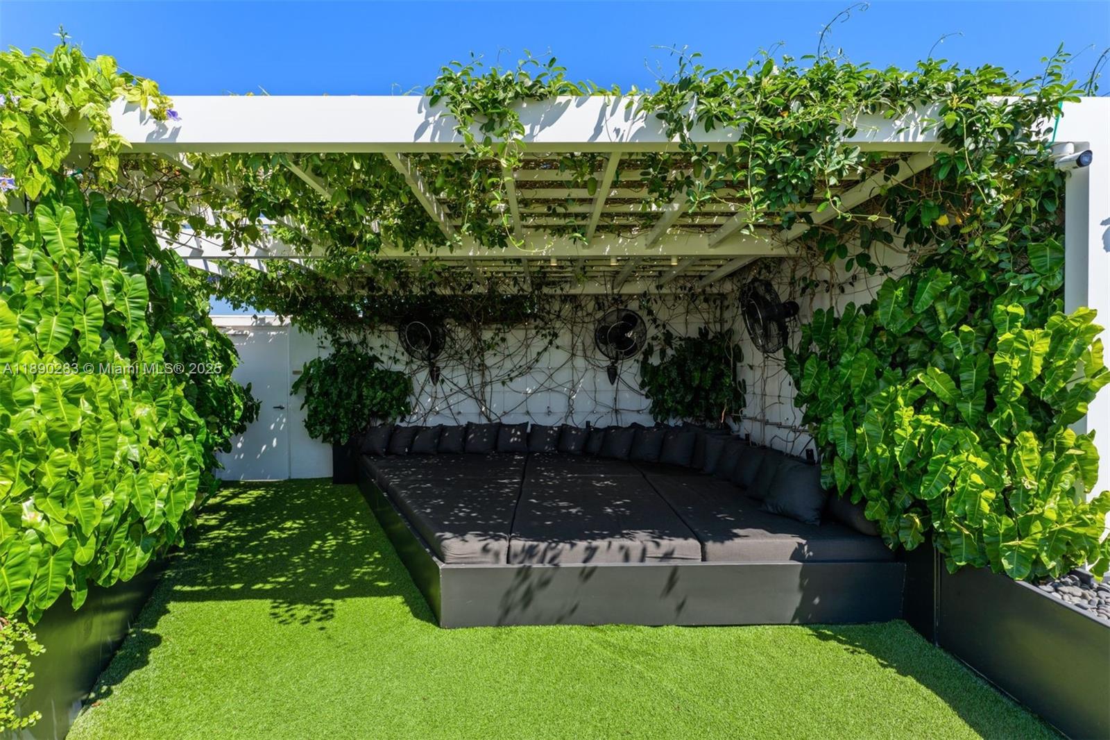 2001 Meridian Ave # 01, Miami Beach Unit: PH-01