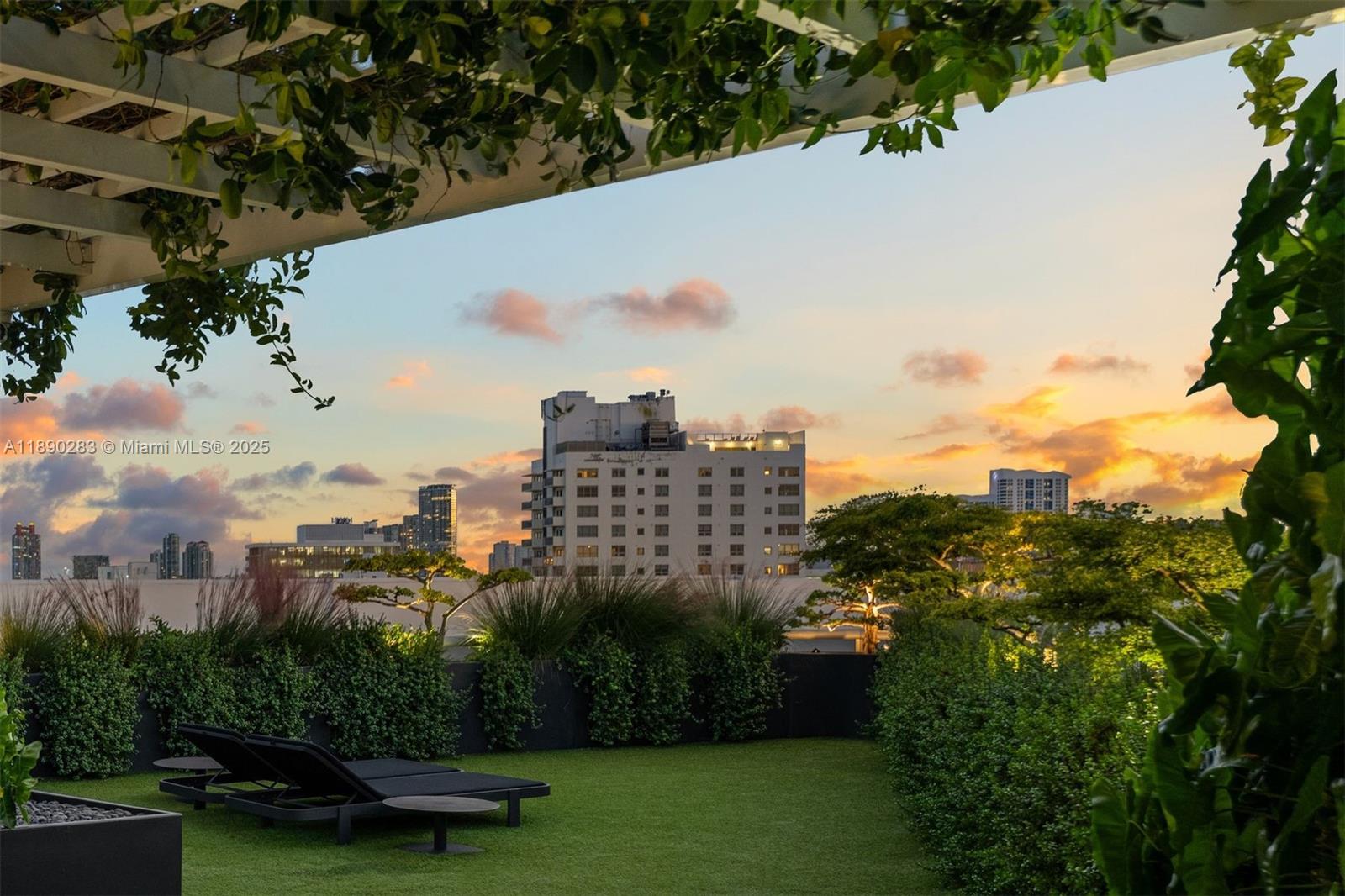 2001 Meridian Ave # 01, Miami Beach Unit: PH-01