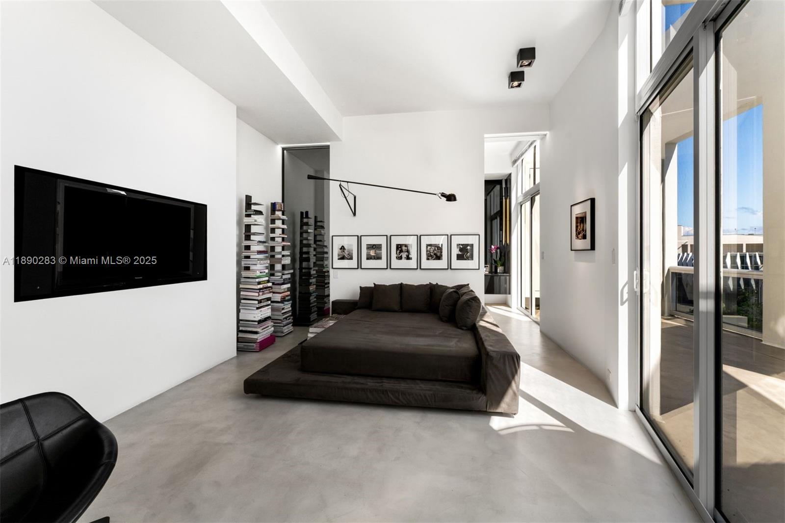 2001 Meridian Ave # 01, Miami Beach Unit: PH-01