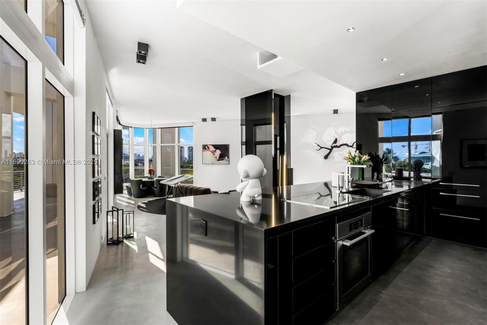 2001 Meridian Ave # 01, Miami Beach Unit: PH-01