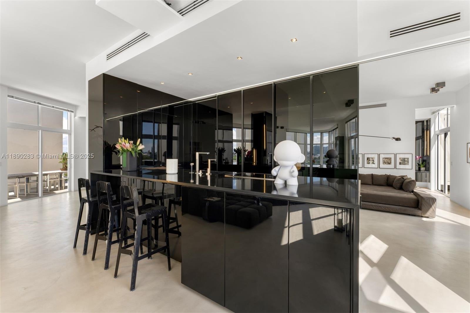 2001 Meridian Ave # 01, Miami Beach Unit: PH-01