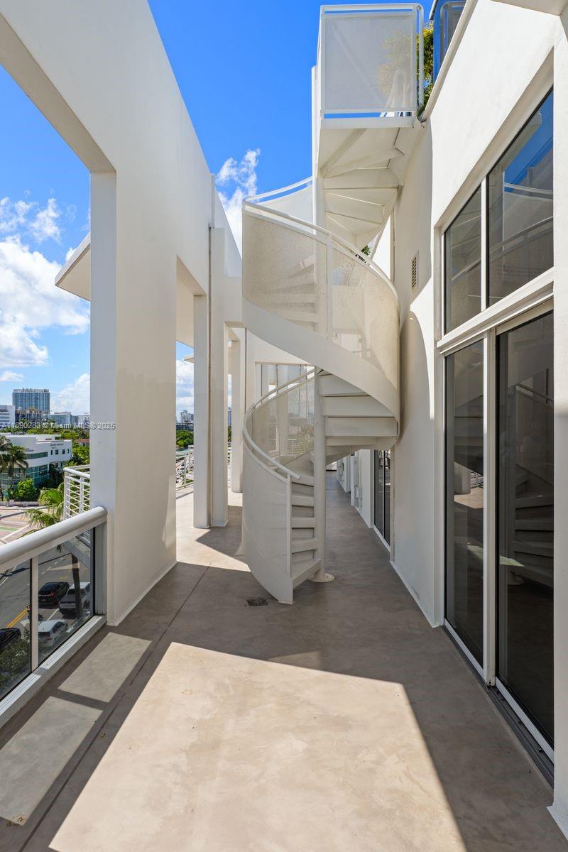 2001 Meridian Ave # 01, Miami Beach Unit: PH-01