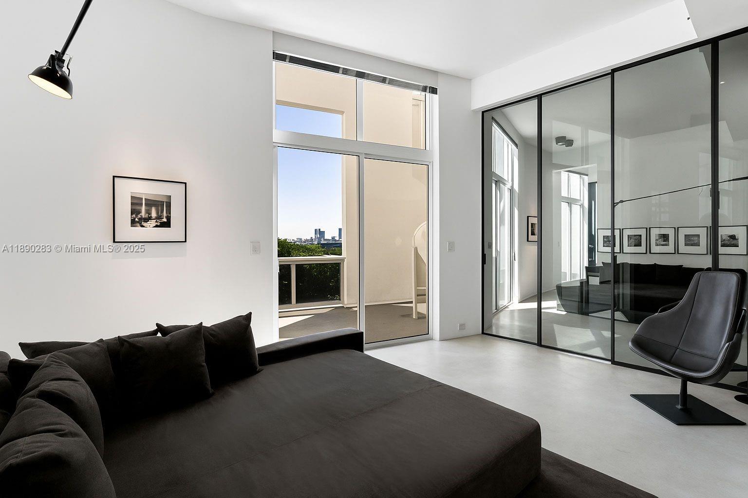 2001 Meridian Ave # 01, Miami Beach Unit: PH-01