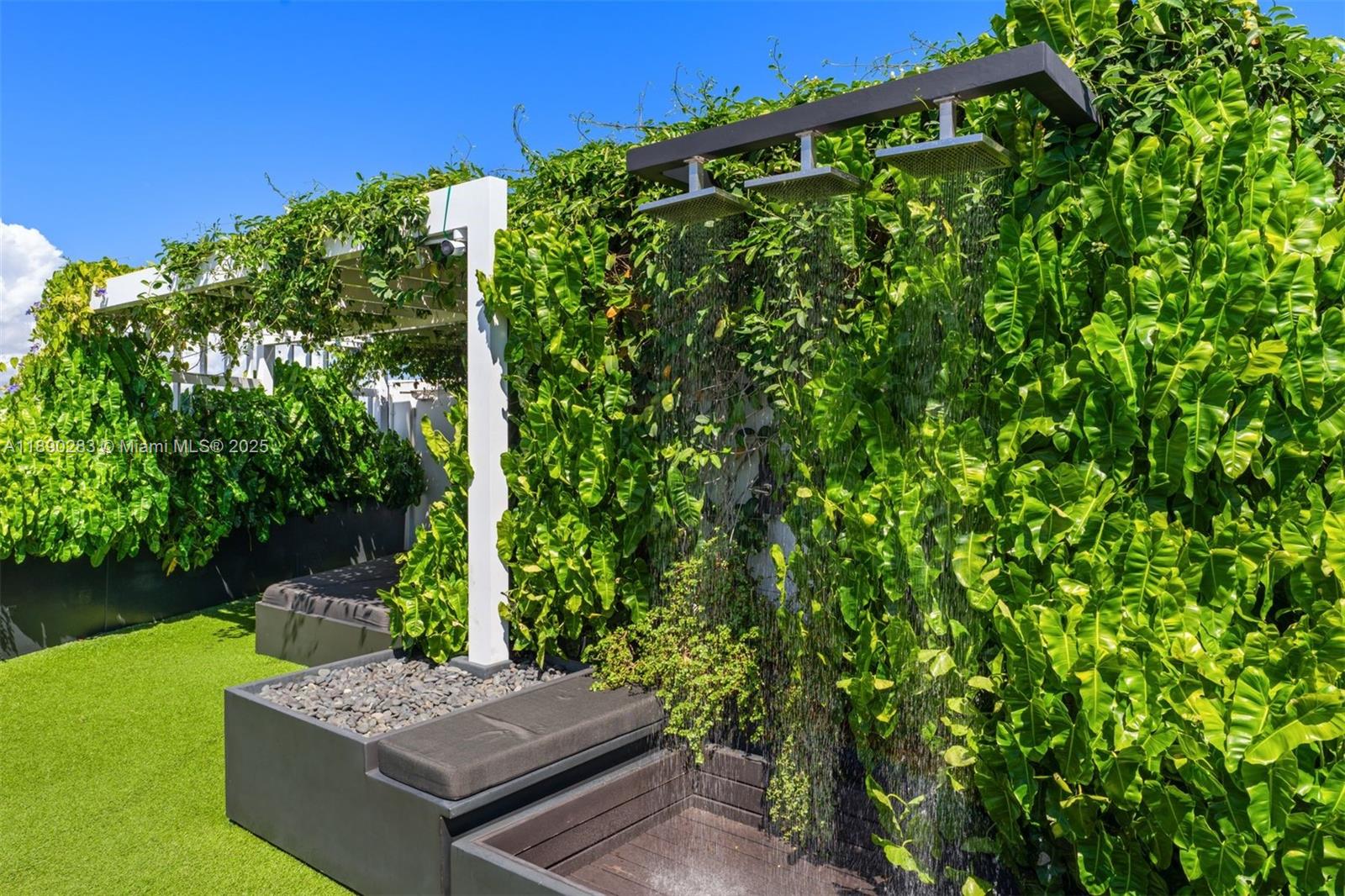 2001 Meridian Ave # 01, Miami Beach Unit: PH-01