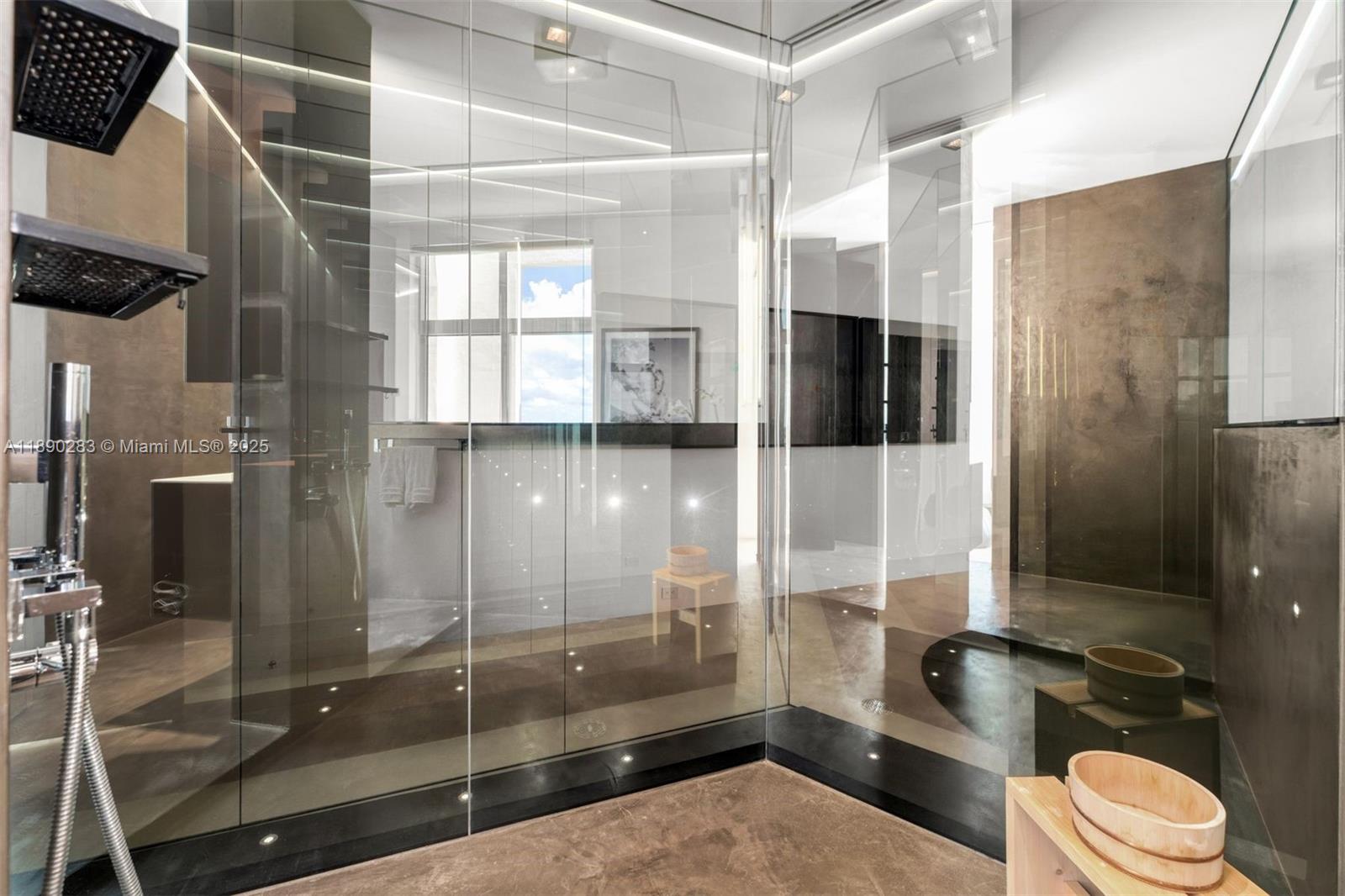 2001 Meridian Ave # 01, Miami Beach Unit: PH-01