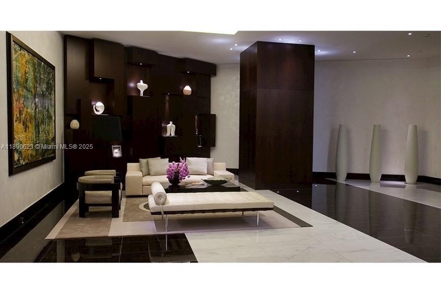 200 Biscayne Boulevard Way # 3608