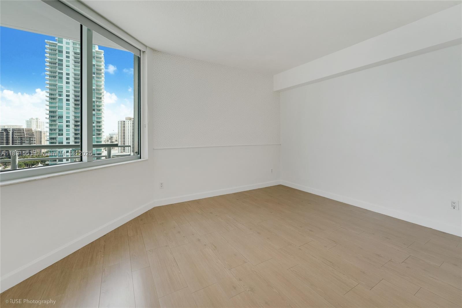 325 S Biscayne Blvd # 1721